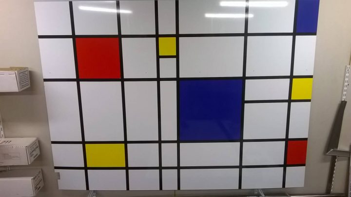 Film Adhésif Pour L'habillage D'un Meuble – Pose De Film à Adhésif Pour Meuble