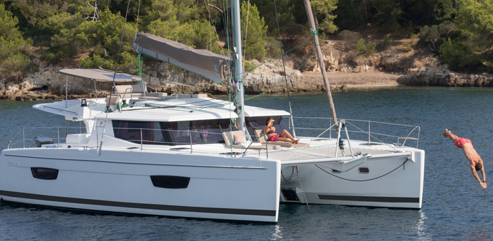 Fleet | Tmm Yacht Charters tout Fullmoon Charter