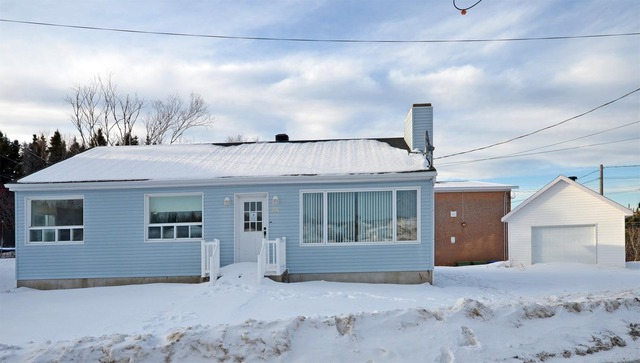 France Pelletier | Courtier Immobilier Groupe Sutton encequiconcerne Agence Delauniere