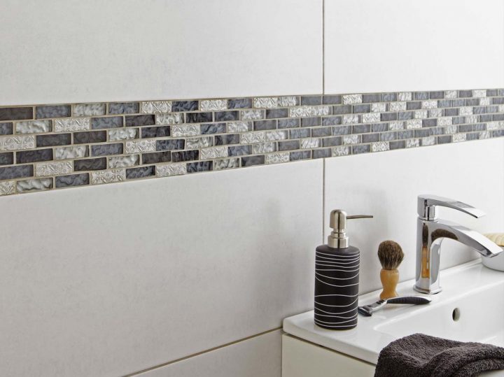 Frise Adhesive Carrelage Salle De Bain – Recherche Google à Plaque Pour Douche Frise Adhesive Carrelage Salle De Bain – Recherche Google à Plaque Pour Douche