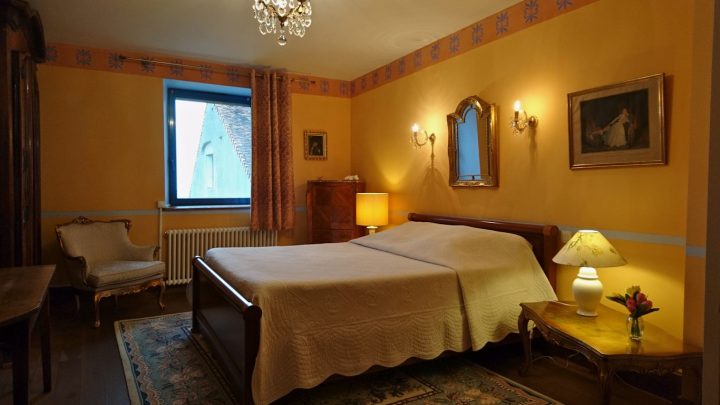 Gästezimmer Relais Des Abbesses, Zimmern Château Chalon encequiconcerne Chambre D Hote Chateau Chalon