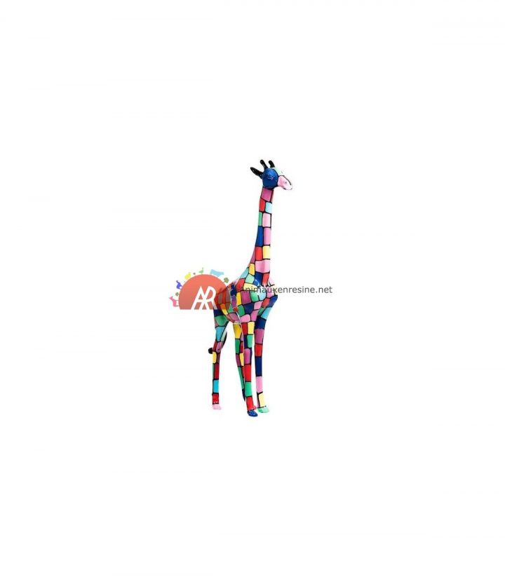 Girafe Resine Deco Moyen Modèle Smarties 205Cm avec Nain De Jardin Fuck