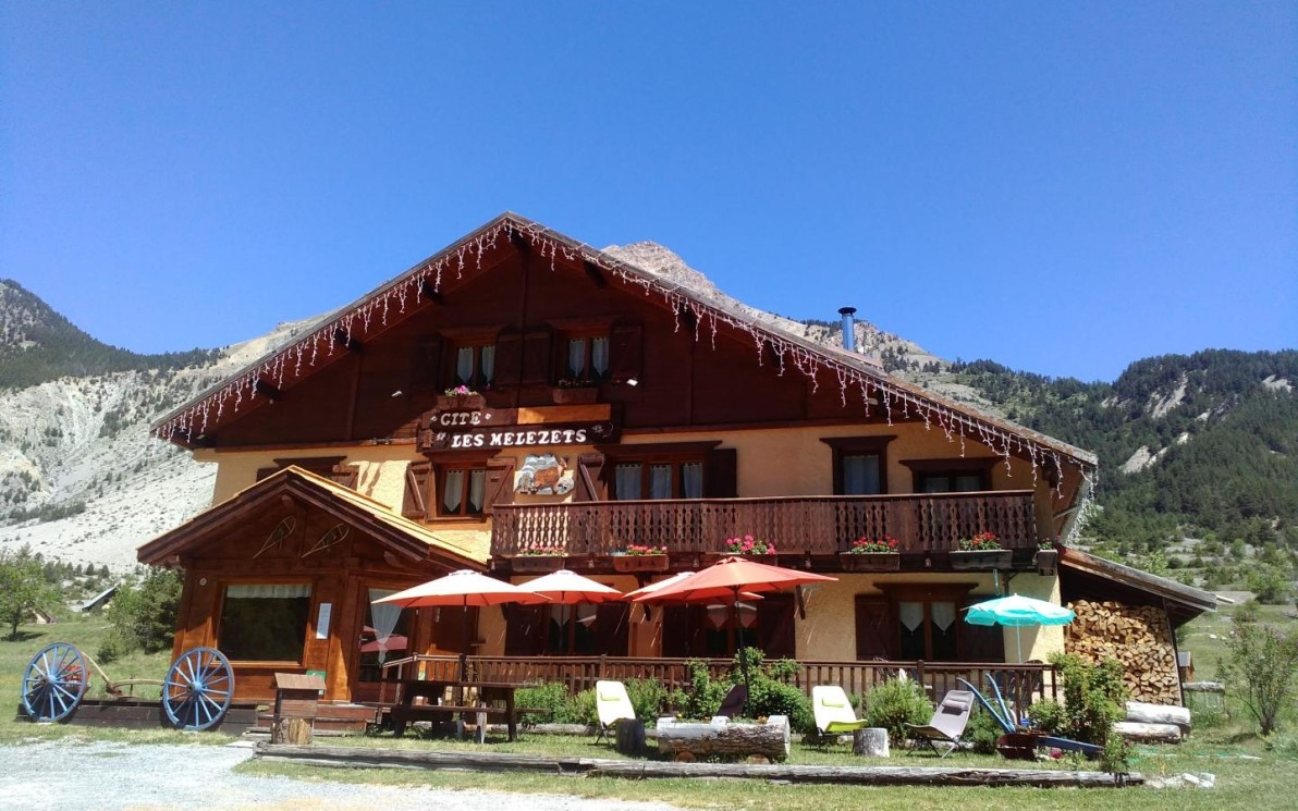 Gîte De Groupe N°10608 Gîte Les Mélézets À Nevache - Gîtes avec Chambre D Hote Nevache