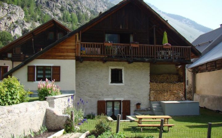 Gîte N°10633 L'enneigé 1 À Nevache – Gîtes De France Hautes destiné Chambre D Hote Nevache Gîte N°10633 L'enneigé 1 À Nevache – Gîtes De France Hautes destiné Chambre D Hote Nevache