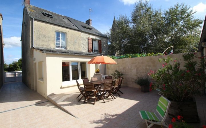 Gîte N°2515 La Maison Du Port À Port En Bessin Huppain à Chambre D Hote Port En Bessin