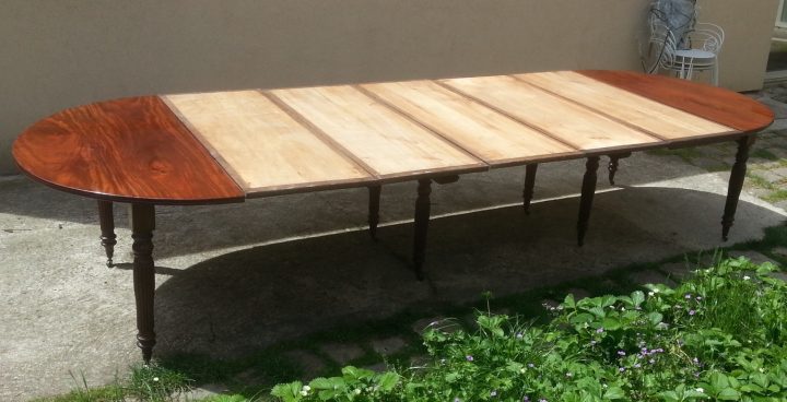Grande Table À Manger En Acajou Massif-Epoque Restauration-5 destiné Grande Table De Salle À Manger Avec Rallonges