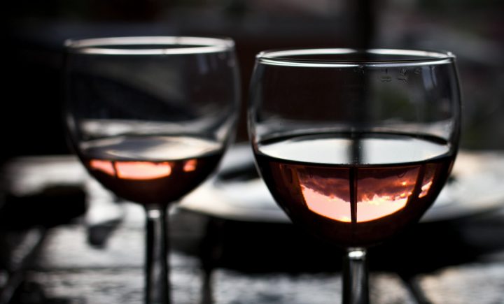 Guide Pour Servir Son Vin À La Bonne Temperature intérieur Chambrer Le Vin