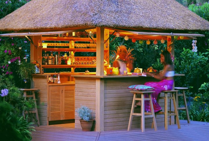 Home Garden Bar – Pirate'S Tavern – Honeymoon intérieur Paillote Jardin