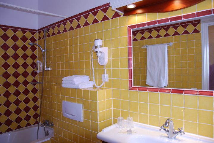 Hôtel Villa Provençale *** Côte D'azur, Cavalaire | Chambre destiné Salle De Bain Provençale