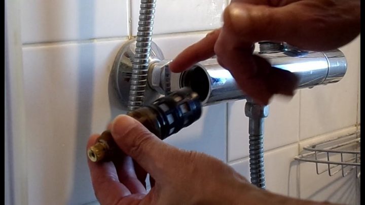How To Disassemble And Clean The Thermostatic Faucet Filter (Temperature  Problem) avec Détartrer Robinet