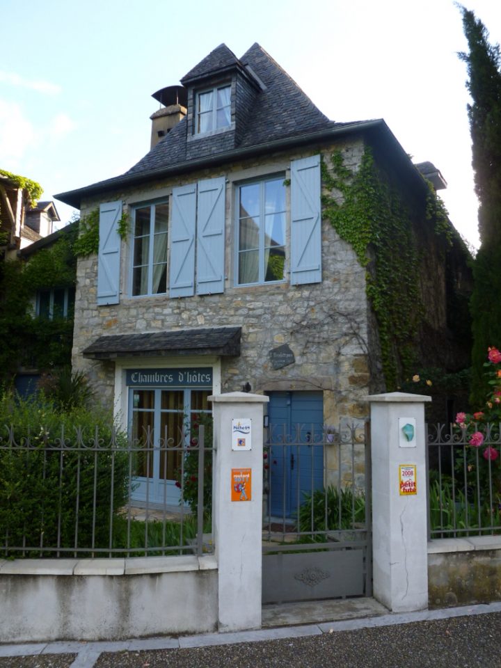 Hyping The Camino: Friday, May 17 – Oloron Sainte-Marie To pour Chambre D Hote Oloron Sainte Marie