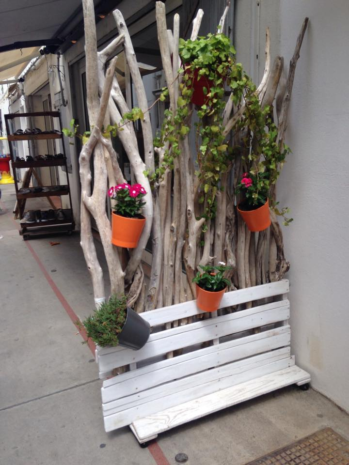 Idée De Cloison En Palette Et Bois Flotté – Des Idées dedans Cloison Jardin Idée De Cloison En Palette Et Bois Flotté – Des Idées dedans Cloison Jardin