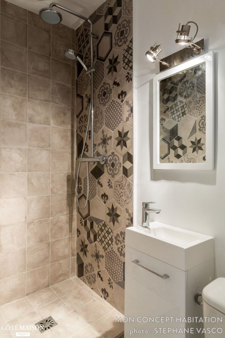 Idée Décoration Salle De Bain – Rénovation D'Une Studette concernant Salle De Bains Idées Toutes