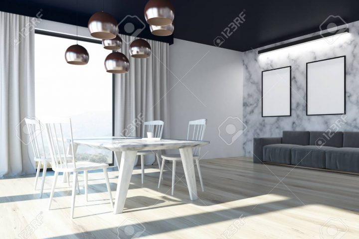 Intérieur De La Salle À Manger Avec Des Murs En Marbre Blanc, Un Plancher  En Bois, Des Fenêtres En Mezzanine, Une Longue Table Avec Des Chaises intérieur Table Salle A Manger En Marbre