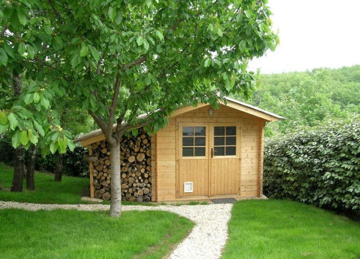 Jardinage Et Bricolage À Domicile Lyon, Assistance Barange serapportantà Petit Cabanon De Jardin Jardinage Et Bricolage À Domicile Lyon, Assistance Barange serapportantà Petit Cabanon De Jardin