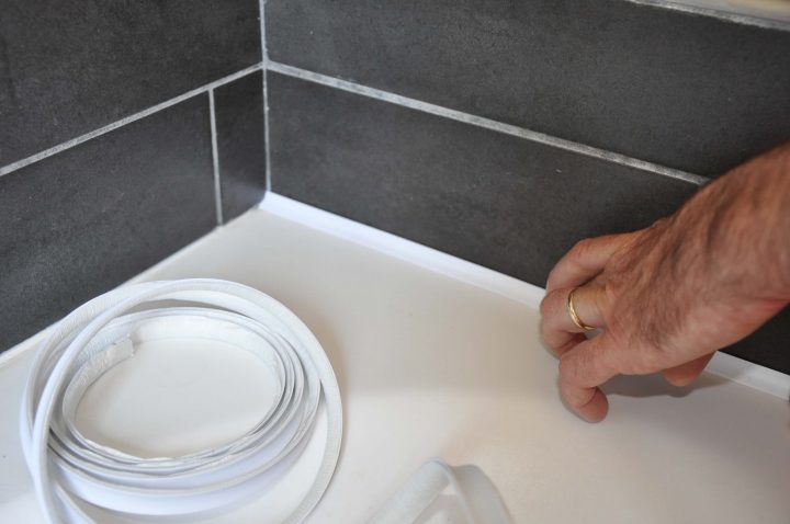 Joint Plastique Salle De Bain | Bright Shadow Online à Joint Carrelage Salle De Bain Etanche Joint Plastique Salle De Bain | Bright Shadow Online à Joint Carrelage Salle De Bain Etanche