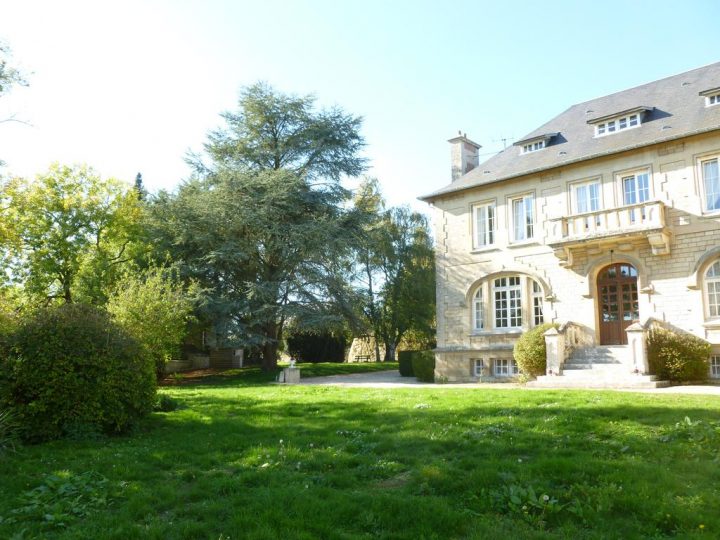 La Chambre Au Château, Pernant – Tarifs 2020 pour Chambre D Hote Soissons