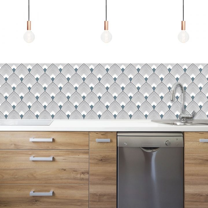 La Crédence Adhésive, Pourquoi On L'aime : Femme Actuelle Le Mag encequiconcerne Credence Salle De Bain Autocollante