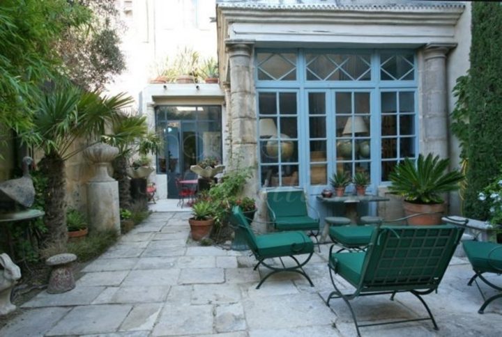 La Maison Bleue Chambres D'hôtes : Chambre D'hote Arles à Chambres D Hotes Arles Et Environs