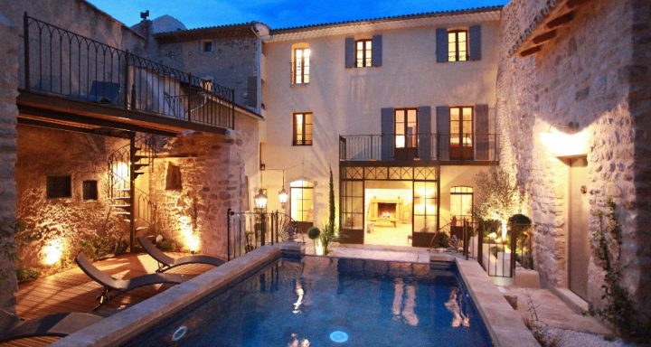 La Maison Des Remparts Guesthouse Beaumes De Venise serapportantà Chambres D Hotes Beaumes De Venise