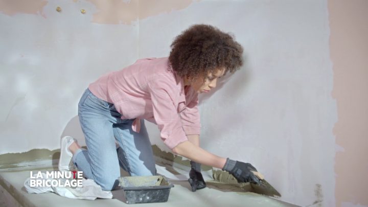 La Minute Bricolage "comment Installer Un Receveur De Douche ?" Chantier  Salle De Bains Ep.1 dedans Bac De Douche Brico Depot