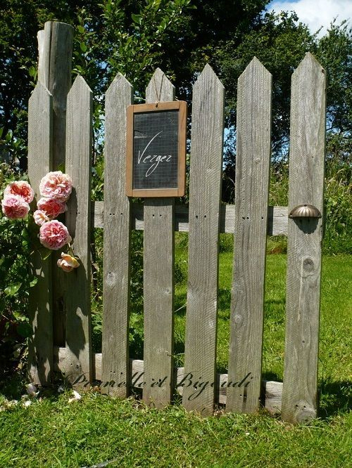 La Porte Du Jardin Avec De La Palette ! | Porte Jardin tout Barrière Bois Jardin