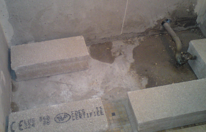 La Pose De Bac A Douche En Details – Le Blog Du Plombier avec Pose Bac De Douche A Carreler