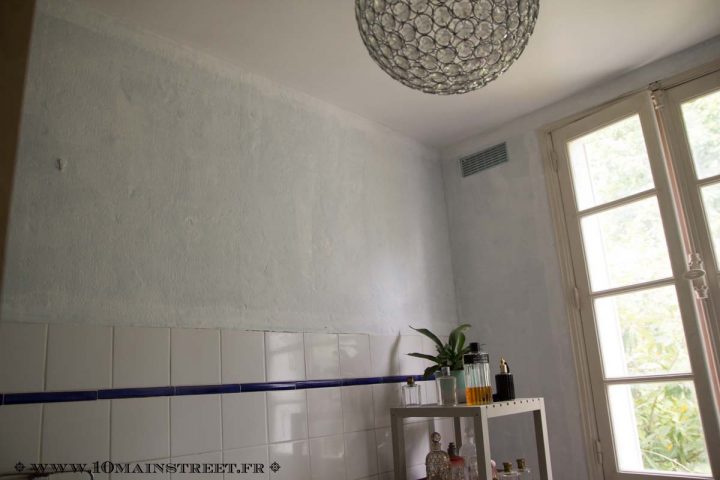 La Salle De Bain Pailletée Du Rez-De-Chaussée – 10 Main Street dedans Peinture Pailletée Chambre La Salle De Bain Pailletée Du Rez-De-Chaussée – 10 Main Street dedans Peinture Pailletée Chambre