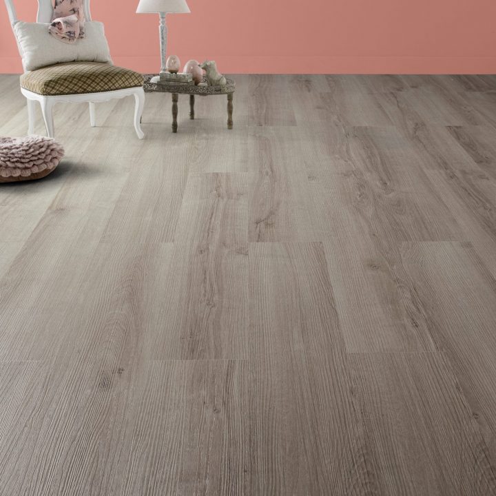 Lame Pvc Clipsable Chene Cendré Artens Camden | Leroy Merlin encequiconcerne Parquet Flottant Leroy Merlin