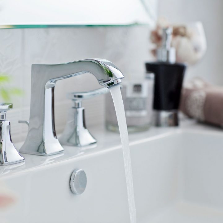 L'astuce Pour Enlever Le Calcaire Incrusté Sur Les Robinets à Détartrer Robinet