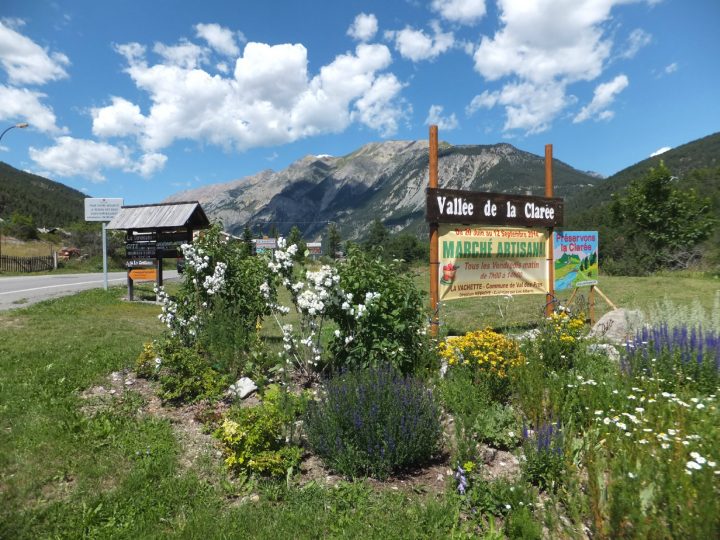 Le 18.07 La Vallée De La Clarée Et Le Village De Névache 1 tout Chambre D Hote Nevache Le 18.07 La Vallée De La Clarée Et Le Village De Névache 1 tout Chambre D Hote Nevache