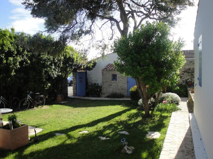 Le Buzet Bleu Bed & Breakfast, Noirmoutier-En-L'île – Tarifs pour Chambres D Hotes Noirmoutier Le Buzet Bleu Bed & Breakfast, Noirmoutier-En-L'île – Tarifs pour Chambres D Hotes Noirmoutier