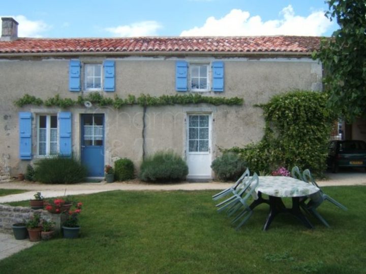 Le Logis De Bouillé : Chambre D'hote Bouillé-Courdault, Vendée tout Chambre D Hote Bretignolles Sur Mer