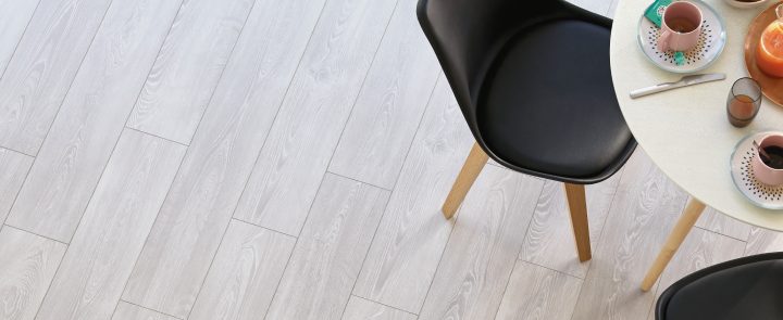 Le Parquet Dans La Cuisine: Quel Bois Choisir? : Saint Maclou dedans Parquet Salon Salle A Manger
