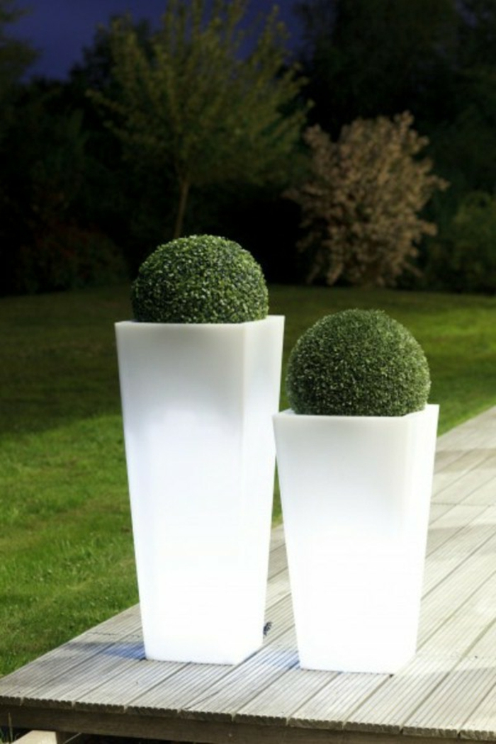 Le Pot Lumineux En 60 Images – Archzine.fr avec Salon De Jardin Lumineux