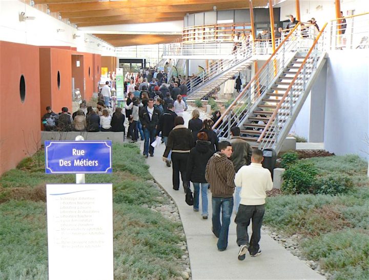 Le Réseau Des Chambres De Métiers Et De L'artisanat Se pour Chambre Des Metiers Pau