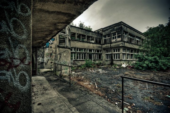 Le Sanatorium Du Vexin #6 – Photographie De Sylvain Mary serapportantà Les Aubes Du Vexin