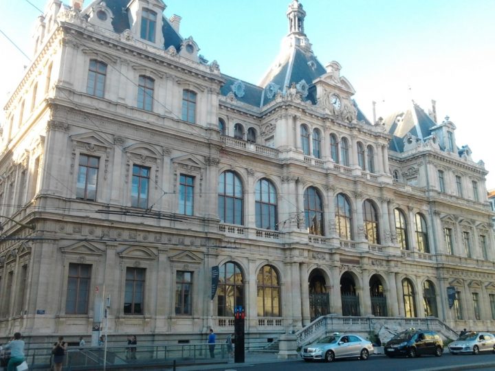 Le Tribunal De Commerce De Lyon Accorde Un Sursis À Zilli destiné Chambre Des Commerces Lyon