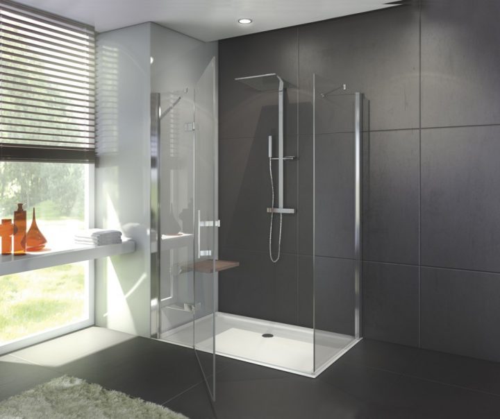 Leda Crée Des Douches Maxi Dimensions Pour Un Maxi Confort intérieur Dimension Douche