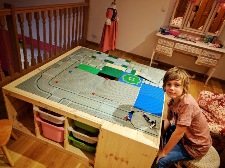 Lego-Room – Les Mondes De Cyborg Jeff destiné Meuble En Lego Lego-Room – Les Mondes De Cyborg Jeff destiné Meuble En Lego