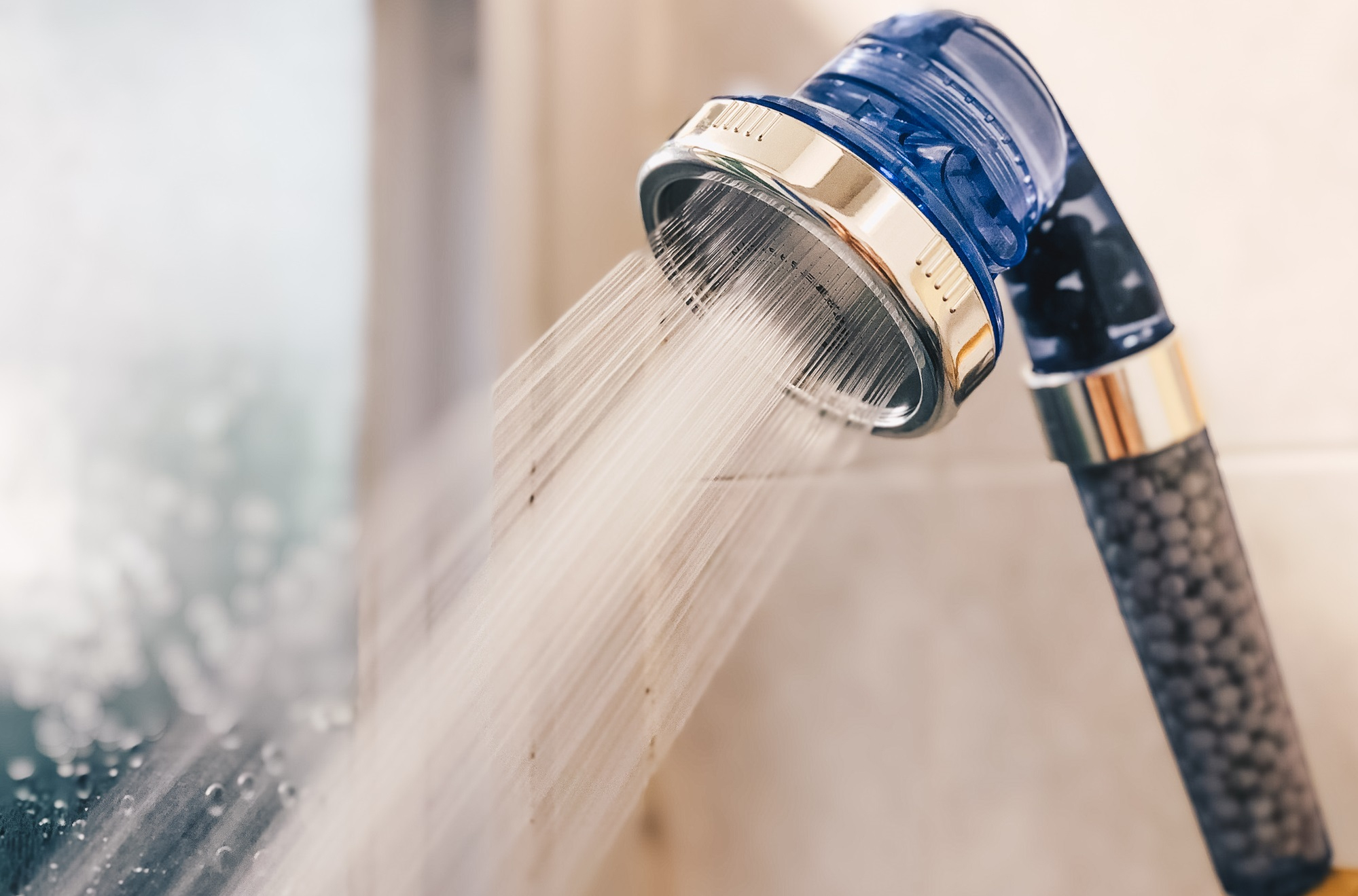 Les 5 Meilleurs Filtres À Eau De Douche (Juil. 2020) – Les à Filtre Anti Calcaire Douche