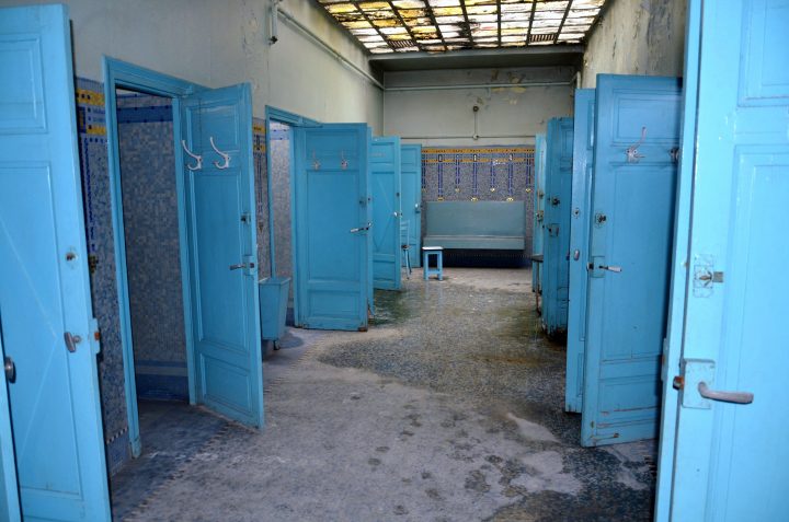 Les Bains Douches De Laval Les Bains-Douches Ont Une serapportantà Bains Douches Municipaux