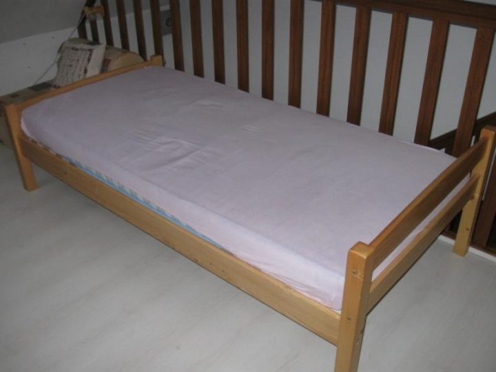 Lit 1 Place Transformé En Canapé – Booxmaker.fr pour Canapé Lit 1 Place