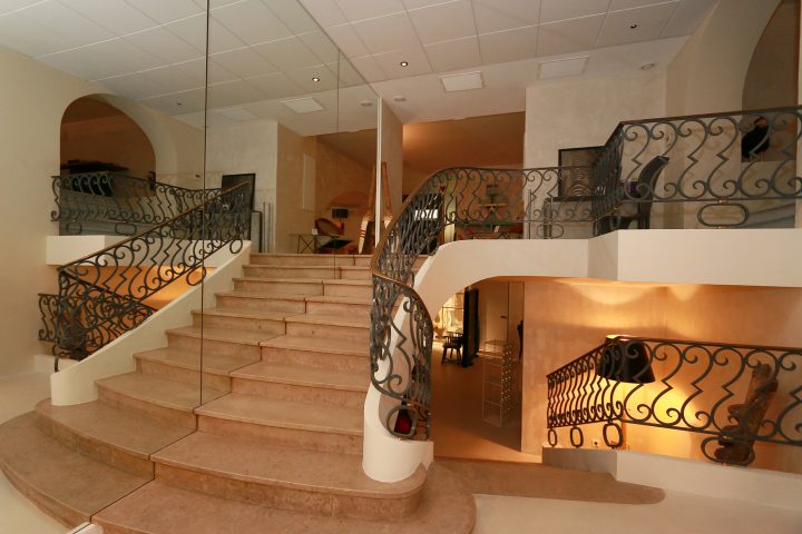 Lluck, Mobilier Contemporain / Le Magasin tout Magasin Meuble Montpellier