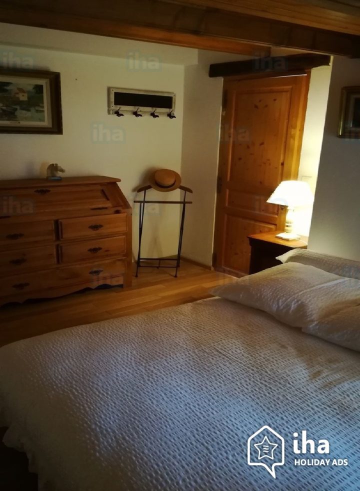 Location Chambres D'hôtes Dans Une Maison De Village concernant Chambre D Hote Sauzon Location Chambres D'hôtes Dans Une Maison De Village concernant Chambre D Hote Sauzon