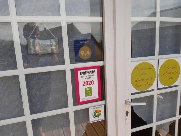 Location Gîte Brugière Et Chambre, Murat-Le-Quaire, France serapportantà Cybévasion Chambres D Hotes Location Gîte Brugière Et Chambre, Murat-Le-Quaire, France serapportantà Cybévasion Chambres D Hotes