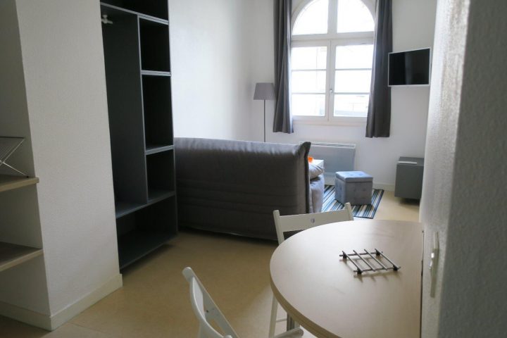 Location Meublée 1 Pièce Rennes Centre Ville (35000) : À dedans Location Meublé Rennes