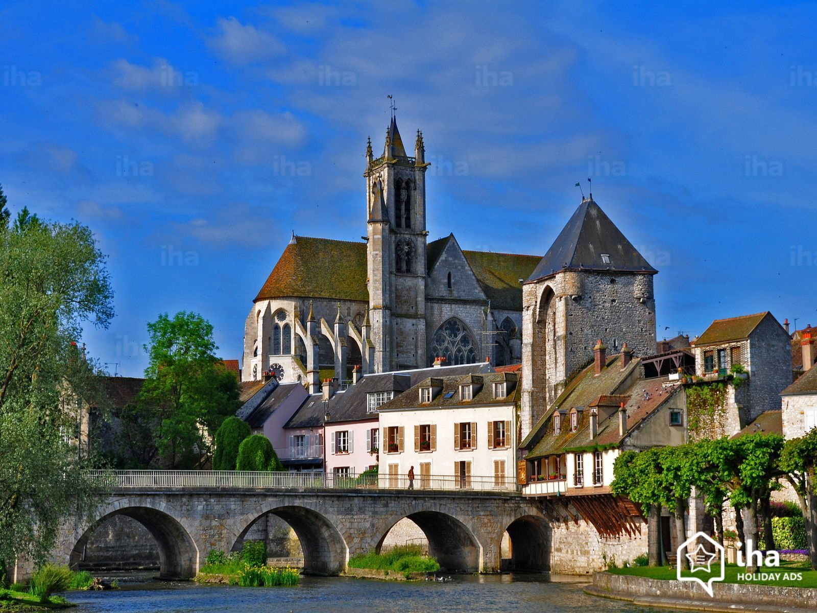 Location Seine Et Marne Dans Un Hébergement Insolite Avec Iha avec