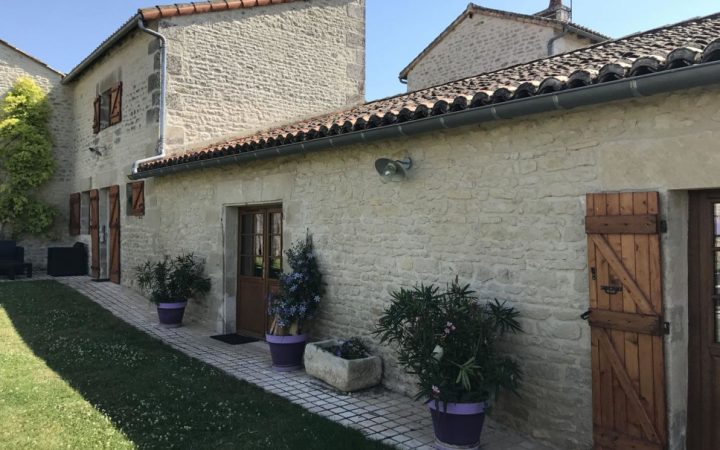 Location Vacances Chambre D'hôtes Le Haut Fontaine Saint pour Chambre D Hote Nuit Saint Georges