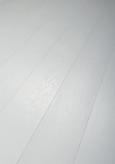 Lot 17,34 M2 – Chêne Blanc Brillant – Parquet Lascazes concernant Parquet Stratifié Blanc Brillant Lot 17,34 M2 – Chêne Blanc Brillant – Parquet Lascazes concernant Parquet Stratifié Blanc Brillant